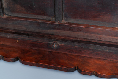 A Chinese huanghuali wood 'kangzhuo' low table, 18th C.