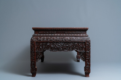 A Chinese huanghuali wood 'kangzhuo' low table, 18th C.