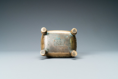 A Chinese bronze incense burner for the Islamic market, Xuande mark, late Ming