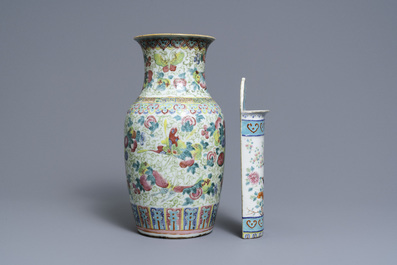 Een diverse collectie Chinees famille rose en blauw-wit porselein, 19/20e eeuw