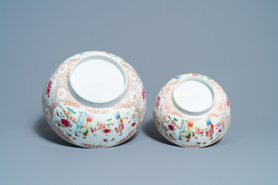 Deux bols en porcelaine de Chine famille rose &agrave; d&eacute;cor mandarin, Qianlong