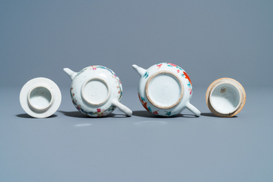 Deux th&eacute;i&egrave;res miniatures en porcelaine de Chine famille rose, Yongzheng/Qianlong