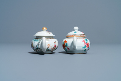 Deux th&eacute;i&egrave;res miniatures en porcelaine de Chine famille rose, Yongzheng/Qianlong