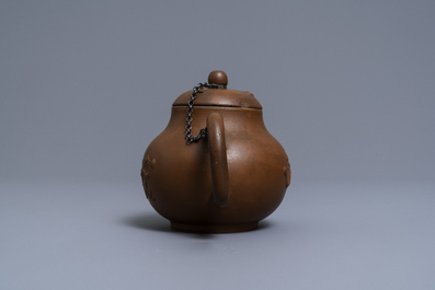A Dutch Delft redware teapot and cover, ca. 1700