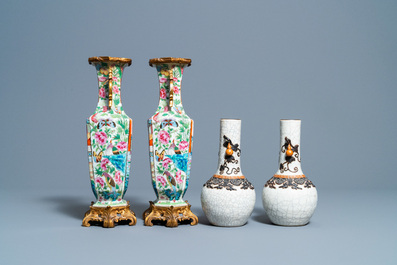 Drie paar Chinese famille rose, verte en craquel&eacute; vazen, 19e eeuw