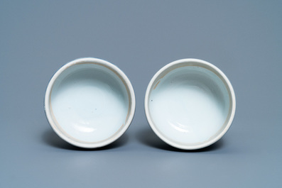 A pair of large Chinese blue and white jars and covers, Kangxi