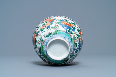 A Chinese famille verte bowl and an iron-red dish, Kangxi