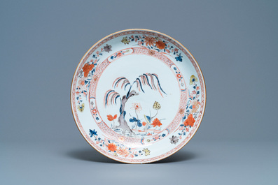 A Chinese famille verte bowl and an iron-red dish, Kangxi