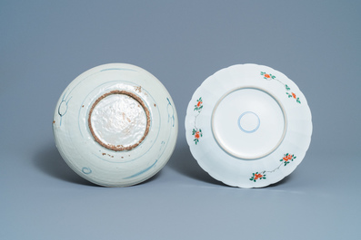 Four Chinese blue and white, Imari-style and famille verte dishes, Ming and later