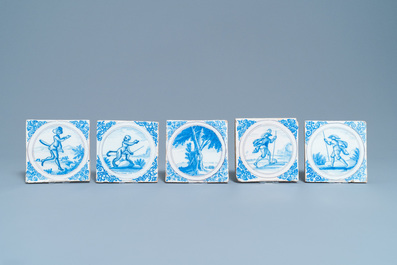 Neuf carreaux en bleu, blanc et mangan&egrave;se en fa&iuml;ence de Montpellier, France, 17&egrave;me