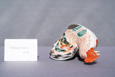 Un mod&egrave;le d'un coq en porcelaine Kakiemon, Japon, Edo, 17&egrave;me