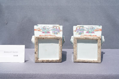 A pair of Chinese square famille rose vases, 19/20th C.