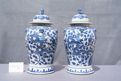 Two pairs of Chinese blue and white and famille verte vases and covers, 19/20th C.