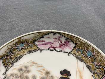 Zes fijne Chinese famille rose koppen en schotels met mandarijns decor, Qianlong