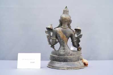 Une figure de Tara en alliage de cuivre, Sino-Tibet, 19&egrave;me