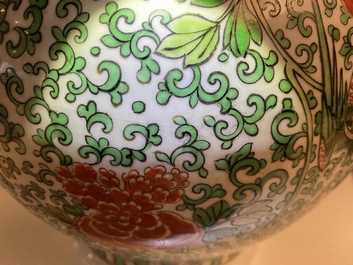 A Chinese 'wucai' phoenix vase, Chenghua mark, 19th C.