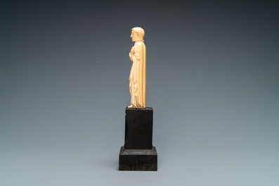 An Indo-Portuguese ivory figure of a saint, probably Goa, 17/18th C.