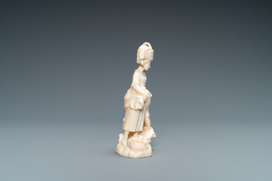 Armand Boutrolle (Paris, 1886-1972), an ivory group with two washerwomen, 1st quarter 20th C.