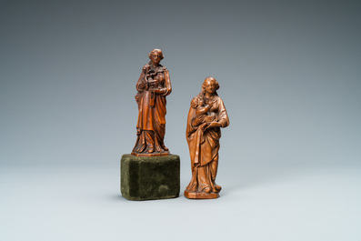 Deux statues de Vierges &agrave; l'enfant en buis sculpt&eacute;, Flandres, 17&egrave;me