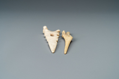 Two burins or engraving tools in ivory and bone, 16th and 19th C.