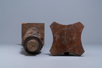 A carved walnut Ionic column with grapevines, 17th C.