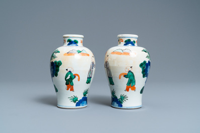 A pair of Chinese wucai 'meiping' vases, 19th C.