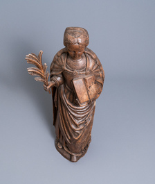 Une grande statue de la Sainte Martyre Ursule en ch&ecirc;ne sculpt&eacute;, 1&egrave;re moiti&eacute; du 16&egrave;me