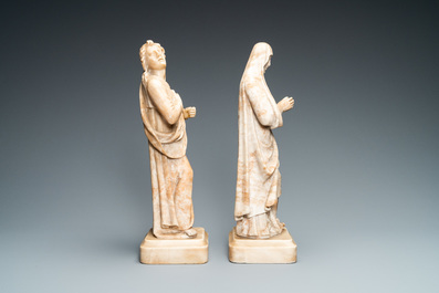 Deux statues en alb&acirc;tre d'une Vierge et d'un Saint Jean de Calvaire, Italie, 17&egrave;me