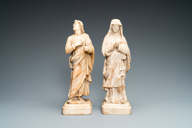 Deux statues en alb&acirc;tre d'une Vierge et d'un Saint Jean de Calvaire, Italie, 17&egrave;me