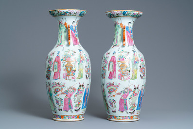 A pair of Chinese Canton famille rose 'Wu Shuang Pu' vases, 19th C.