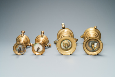 Vier bronzen kandelaars, Vlaanderen of Duitsland, 15/16e eeuw