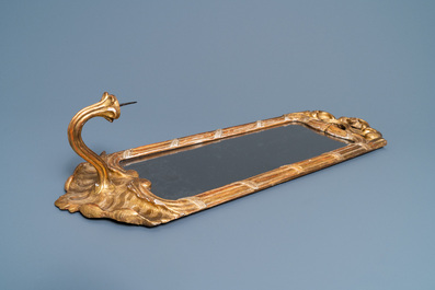 A pair of gilded wooden mirrors with candle holders, France or Italy, 17/18th C.