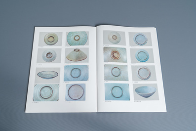 Illustrated catalogue of Sung Dynasty Porcelain in the National Palace Museum, quatre volumes, Taipei, 1973