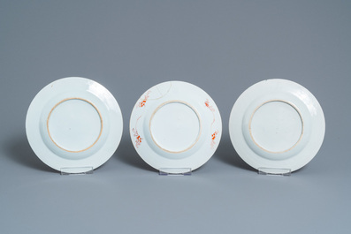 Six assiettes en porcelaine de Chine famille rose, verte et de style Imari, Kangxi/Qianlong