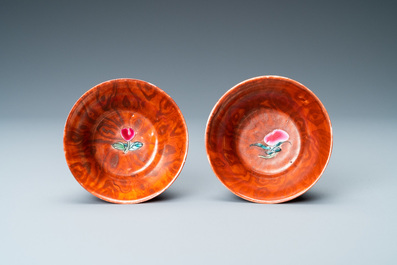 A pair of Chinese famille rose 'faux-bois' cups and saucers, Yongzheng/Qianlong