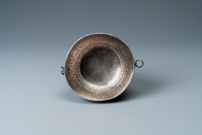 A Thai niello silver 'Thom Ngoen' bowl, 19/20th C.