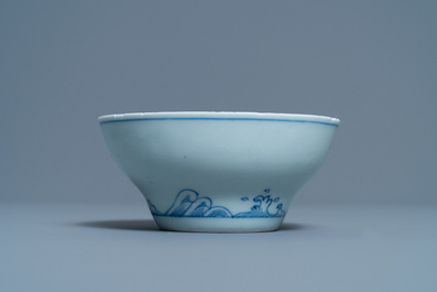 Un bol en porcelaine de Chine en bleu et blanc, Kangxi/Yongzheng