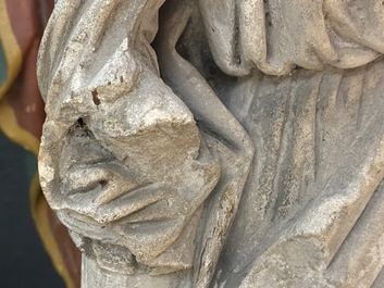 Een kalkstenen figuur van Sint-Barbara, 16e eeuw