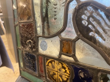 Un vitrail compos&eacute; d'&eacute;l&eacute;ments en verre peint et teint&eacute;, France, 13&egrave;me et apr&egrave;s