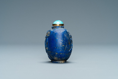 A Chinese lapis lazuli snuff bottle with gilt base, Qing