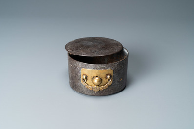 A Korean silver-inlaid iron box and cover, probably Joseon, 16/17th C.
