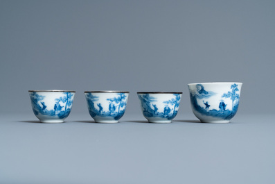 Quatre tasses en porcelaine de Chine 'Bleu de Hue' pour le Vietnam, marque de Tu Duc, 19&egrave;me