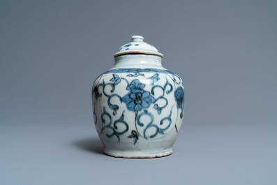 A Chinese blue and white jar and cover, Wanli