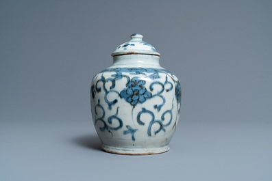 A Chinese blue and white jar and cover, Wanli