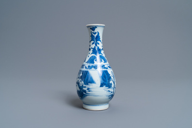 A Chinese blue and white pear-shaped bottle vase, Transitional period