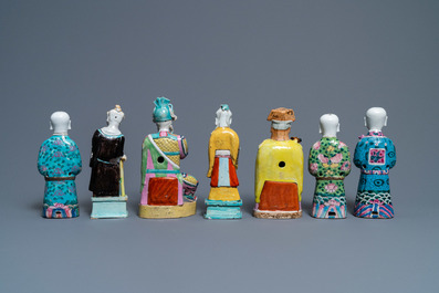 Seven Chinese famille rose figures, 18/19th C.