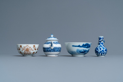 A varied collection of Chinese porcelain, Kangxi and later