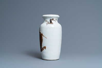 A Chinese Nanking crackle-glazed 'Li Tieguai' vase, Qianlong mark, 19th C.