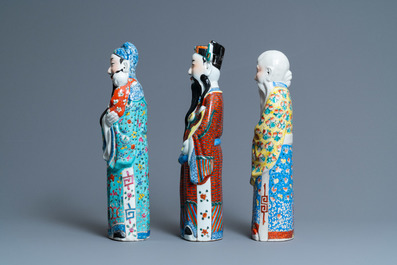 Three Chinese famille rose 'Star God' figures, seal marks, 19/20th C.