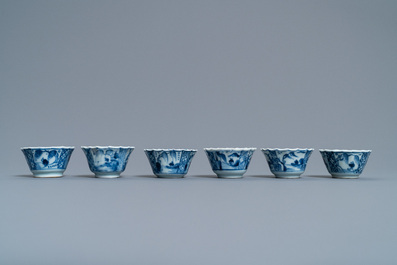 Six tasses, six soucoupes et un bol en porcelaine de Chine en bleu et blanc, Ming et Kangxi
